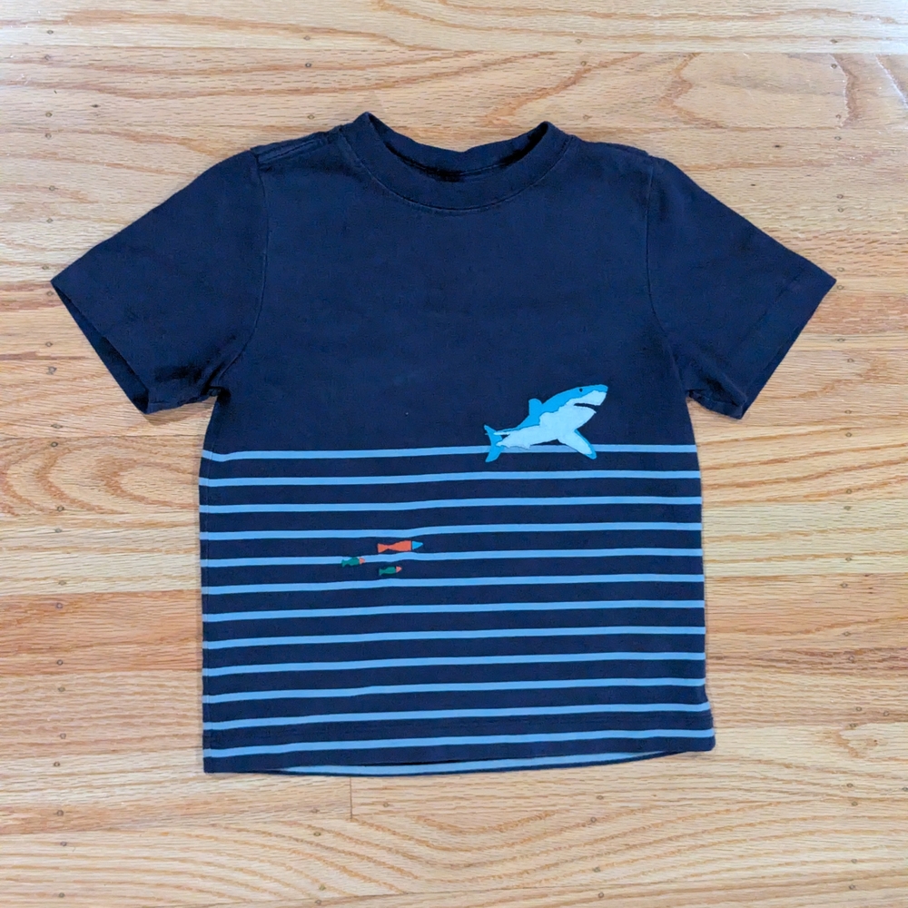 Hanna Andersson Striped Shark T-shirt 👕
